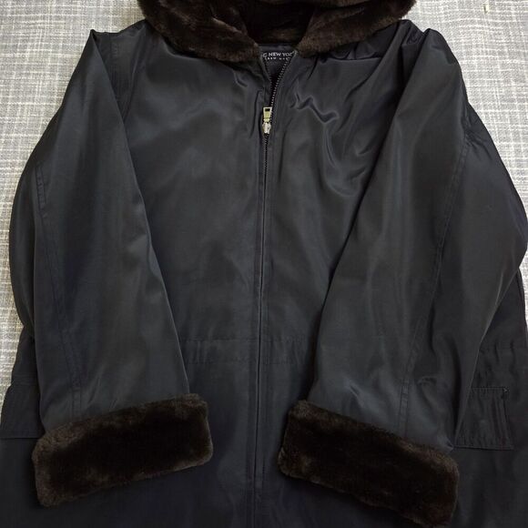 Andrew Marc New York Parka Cozy Faux Fur Lined Lodge Coat Black Women's S - Picture 14 of 15